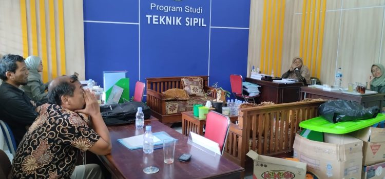 Peninjauan Kurikulum Teknik Sipil Universitas Veteran Bangun Nusantara